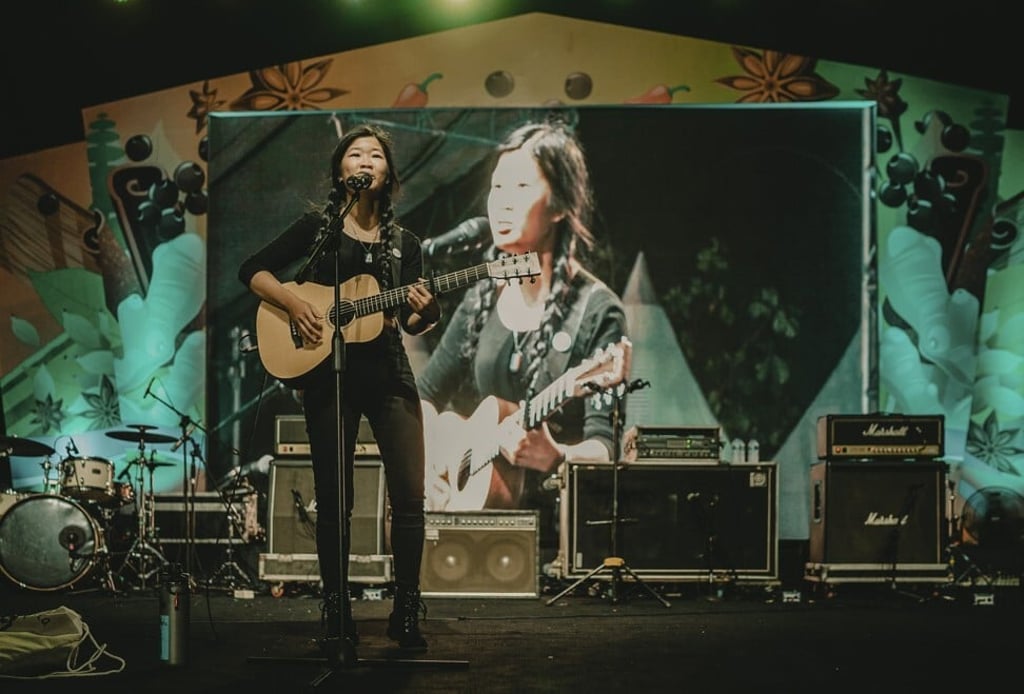 Kai Mata performing at the APJI Art Food Festival in Bali.