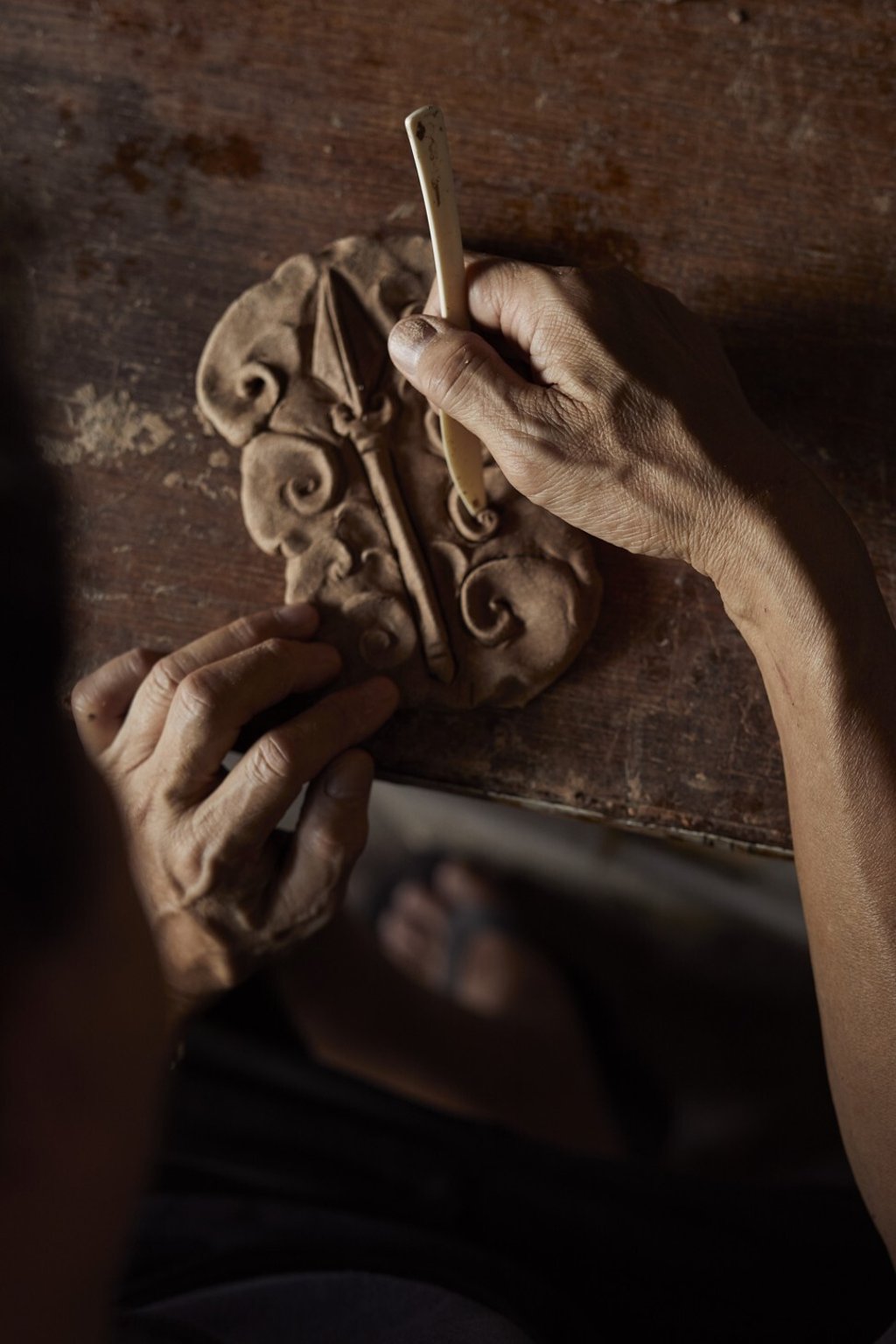 Tay’s business of making giant joss sticks by hand is a vanishing trade. Photo: Sean Lee for Tay Guan Heng