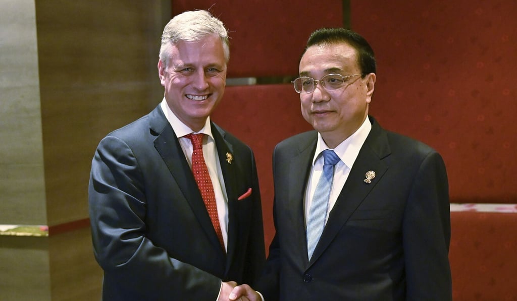 US National Security Adviser Robert O'Brien shakes hands with Chinese Premier Li Keqiang during a bilateral meeting in Bangkok on the sidelines of the 35th Asean Summit, on November 4 last year. Photo: AP