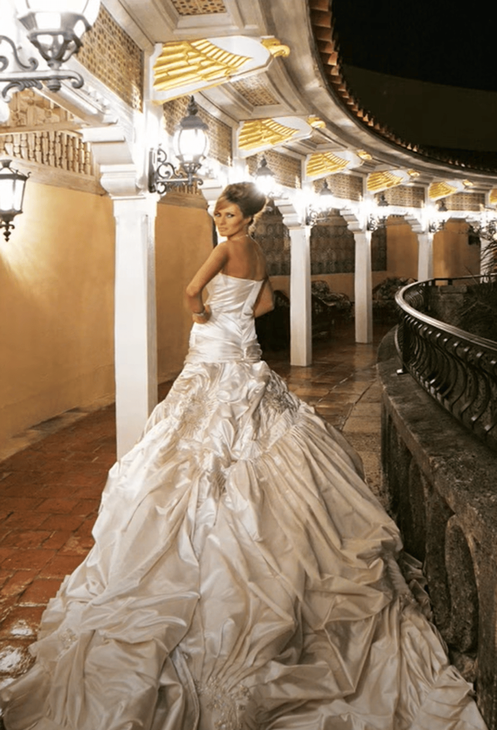 Melania Trump’s wedding dress. Photo: YouTube