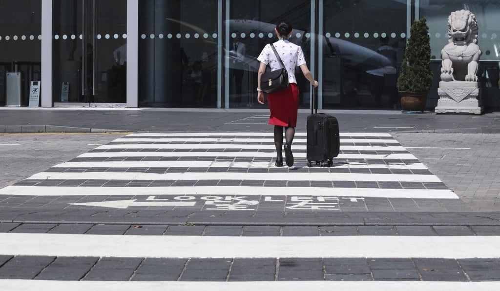 Cathay staff face being asked to take several more weeks of unpaid leave, according to sources. Photo: Felix Wong