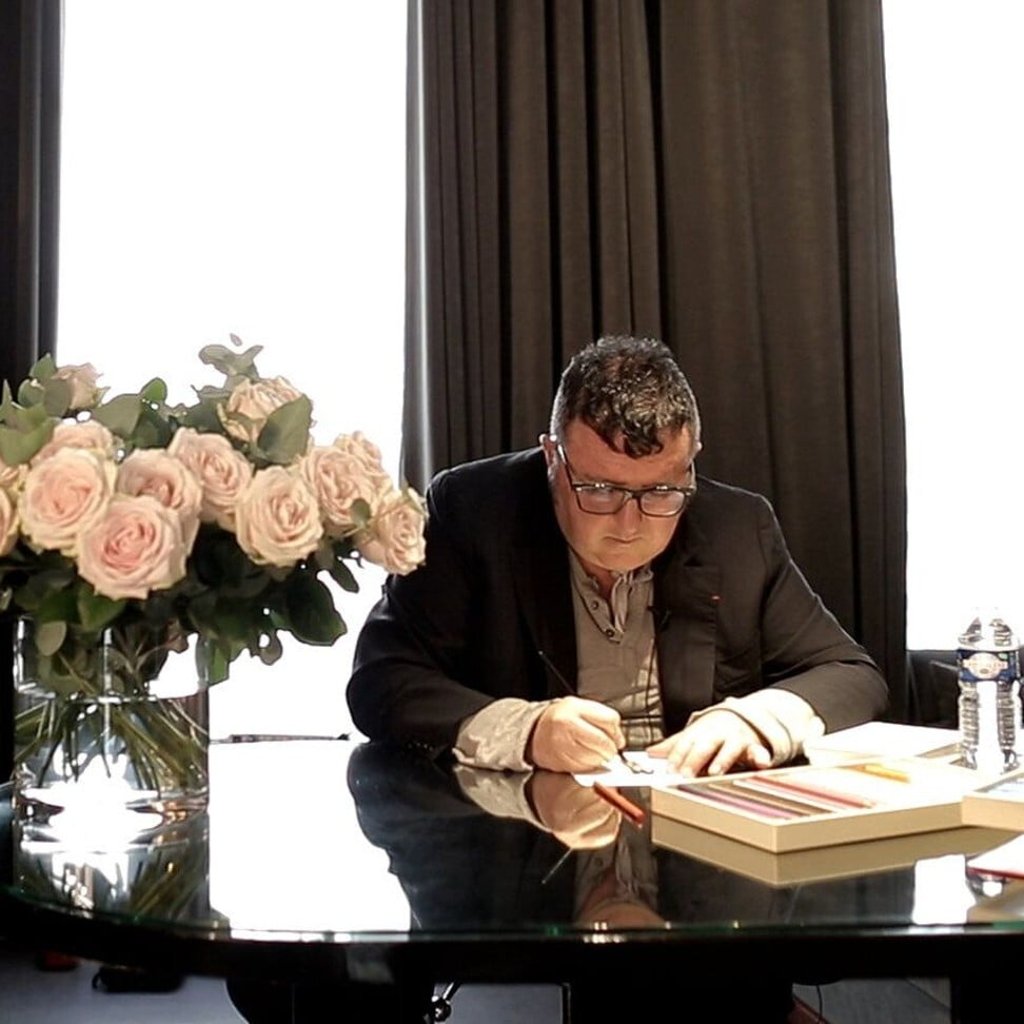 Alber Elbaz gave a unique signed sketch to the Medecins Sans Frontieres auction. Photo: Chufy Auction Alber Elbaz gave a unique signed sketch to the Medecins Sans Frontieres auction. Photo: Chufy Auction