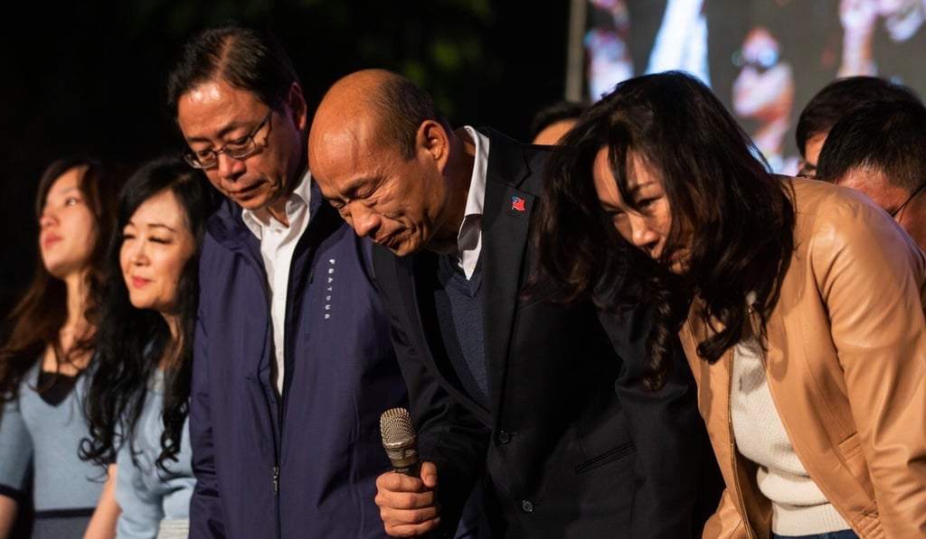 Han Kuo-yu of the Kuomintang (centre) was widely believed to be Beijing’s preferred presidential candidate in the January election. Photo: Bloomberg