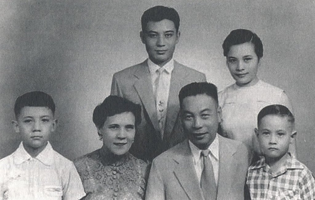 Faina and Chiang Ching-kuo with their four children. Photo: Handout
