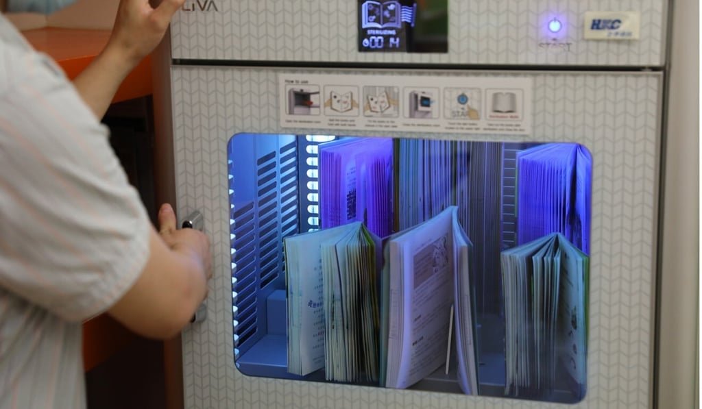 A machine uses ultraviolet light to sterilise books at the SKH St James’ Primary School library. Photo: Nora Tam A machine uses ultraviolet light to sterilise books at the SKH St James’ Primary School library. Photo: Nora Tam