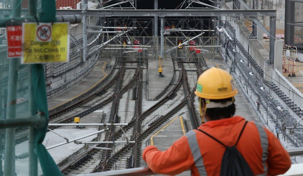 A view of the Sha Tin to Central rail link at Hung Hom station. Photo: Nora Tam