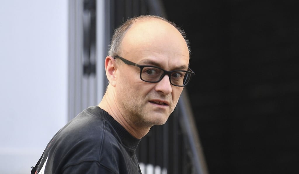 Dominic Cummings, top aide to British Prime Minister Boris Johnson, is seen outside his London home. Photo: AP Dominic Cummings, top aide to British Prime Minister Boris Johnson, is seen outside his London home. Photo: AP