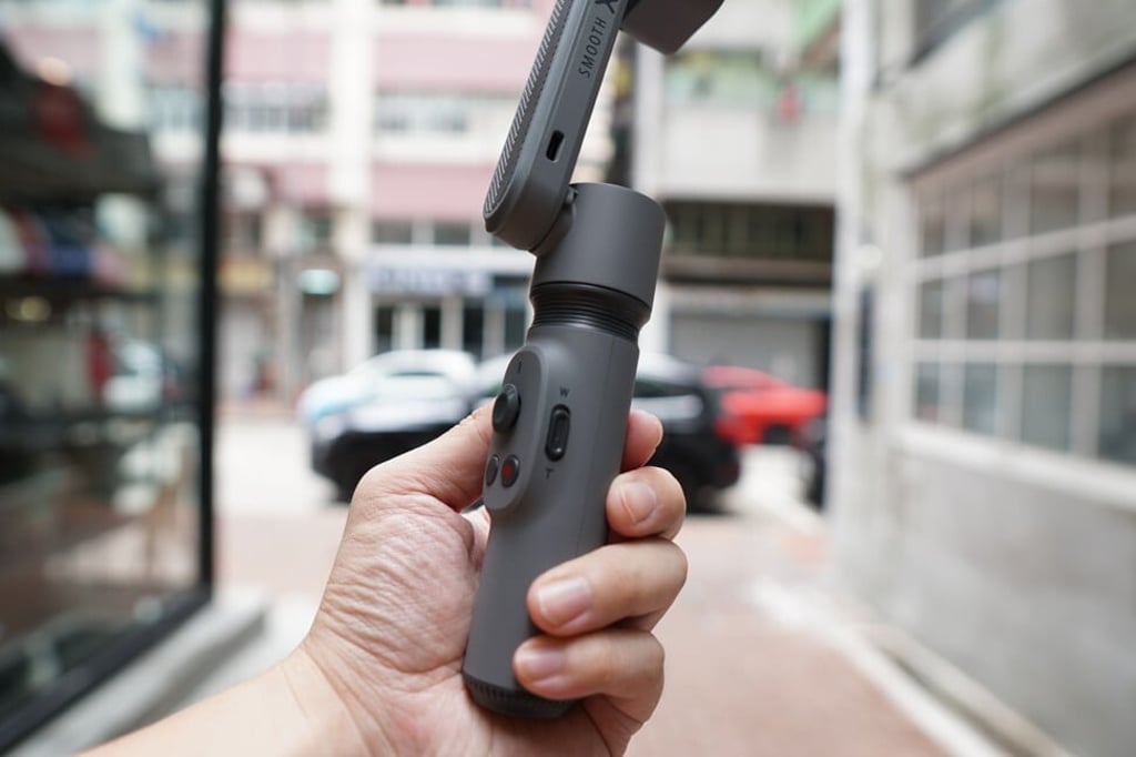 The Zhiyun Smooth X gimbal has the usual joystick nub and buttons to control gimbal motion and recording. Photo: Ben Sin