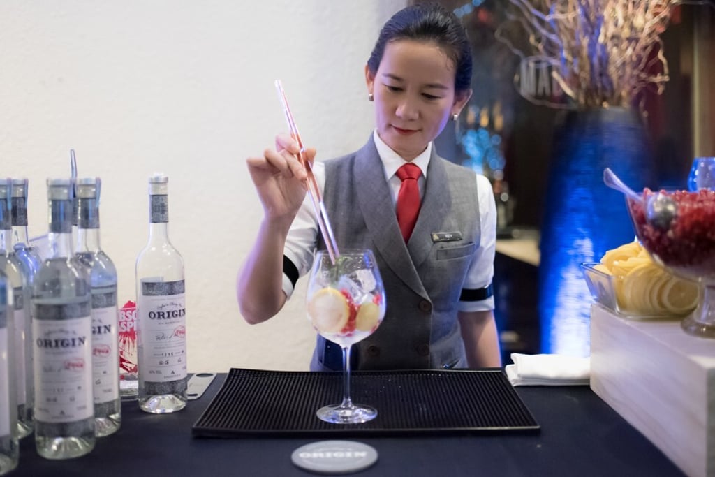 Renu Sinpho runs Aqua bar at the Anantara Siam Hotel in Bangkok, Thailand. Photo: Courtesy of Dimple Yuen Renu Sinpho runs Aqua bar at the Anantara Siam Hotel in Bangkok, Thailand. Photo: Courtesy of Dimple Yuen