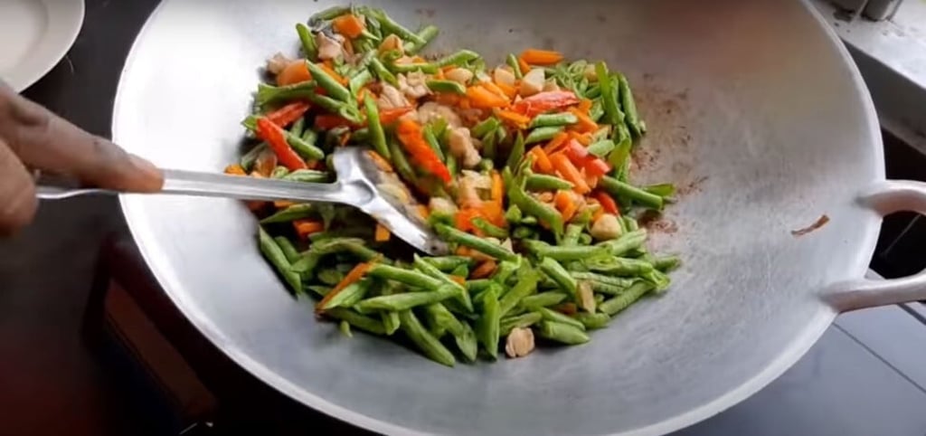 The Sugu Pavithra YouTube channel attracts up to 2 million views per video. Photo: YouTube