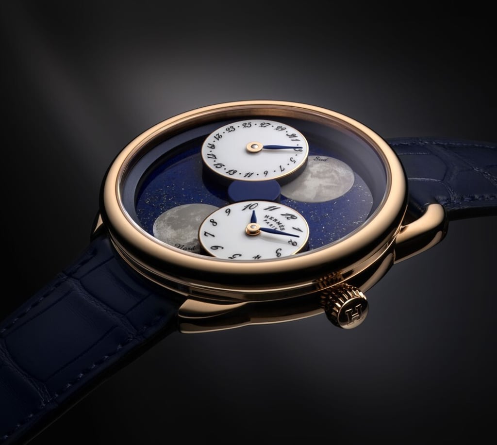 Arceau L'Heure de la Lune Lapis Lazuli. Photo: Joël Von Allmen Arceau L'Heure de la Lune Lapis Lazuli. Photo: Joël Von Allmen