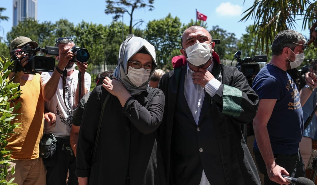 Hatice Cengiz, the fiancée of murdered Saudi journalist Jamal Khashoggi, leaves Caglayan Court House in Istanbul on July 3, 2020. Photo: EPA-EFE Hatice Cengiz, the fiancée of murdered Saudi journalist Jamal Khashoggi, leaves Caglayan Court House in Istanbul on July 3, 2020. Photo: EPA-EFE