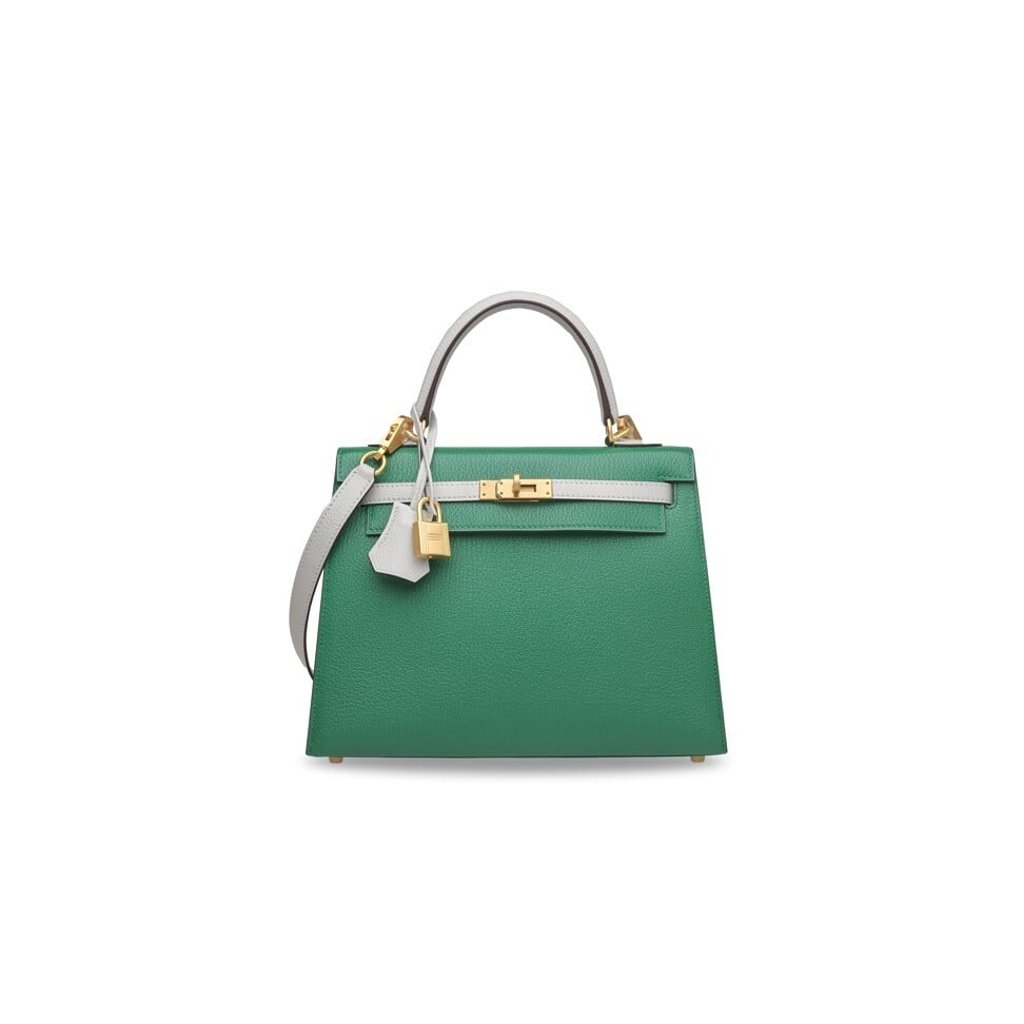 Hermès Kelly, with an outside sellier mou stitching. Photo: Christie's Hermès Kelly, with an outside sellier mou stitching. Photo: Christie's