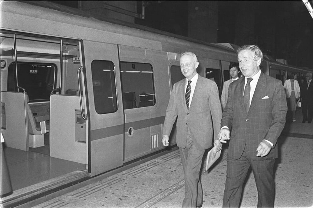 Hong Kong governor Sir Edward Youde (left) and Hugh Moss Gerald Forsgate, chairman of the Kowloon-Canton Railway Corporation, at Kowloon Station, on July 15, 1983. Photo: SCMP Hong Kong governor Sir Edward Youde (left) and Hugh Moss Gerald Forsgate, chairman of the Kowloon-Canton Railway Corporation, at Kowloon Station, on July 15, 1983. Photo: SCMP