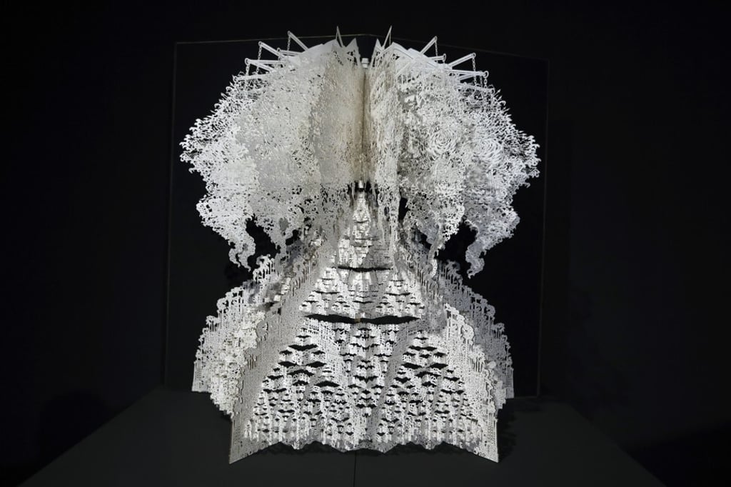 Carbon Folding, No. 1, by Tang Zhengwei, at A Tribute to Tradition – The Exhibition of Contemporary Paper Art Works. Photo: Simon Song