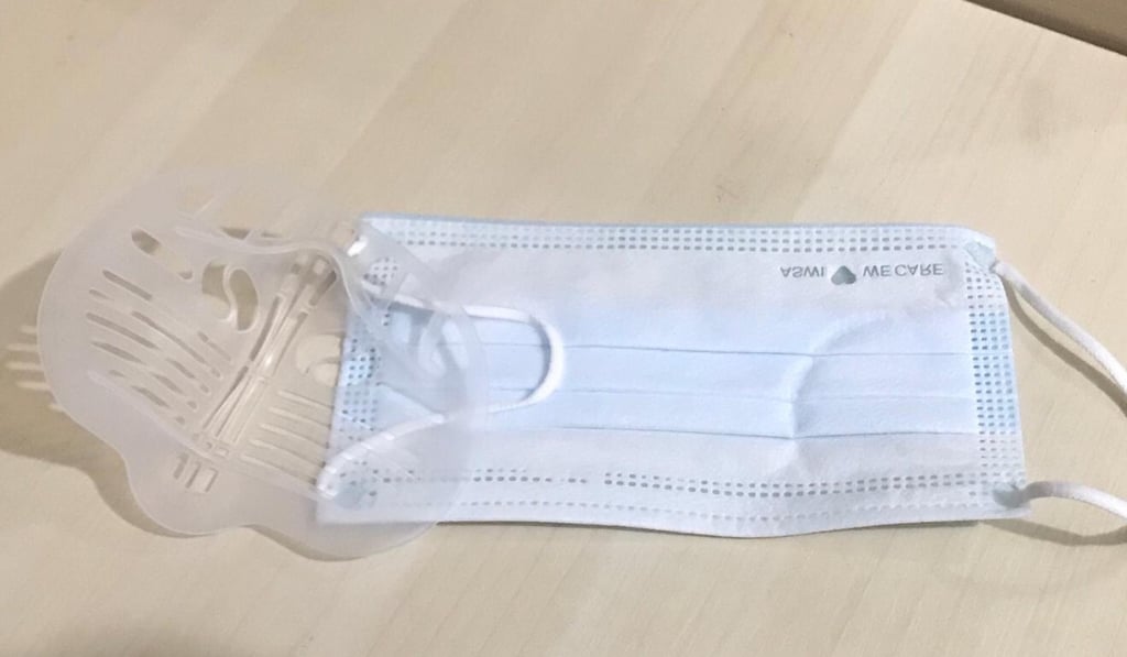 A mask holder to make exercise more bearable. Photo: Handout A mask holder to make exercise more bearable. Photo: Handout