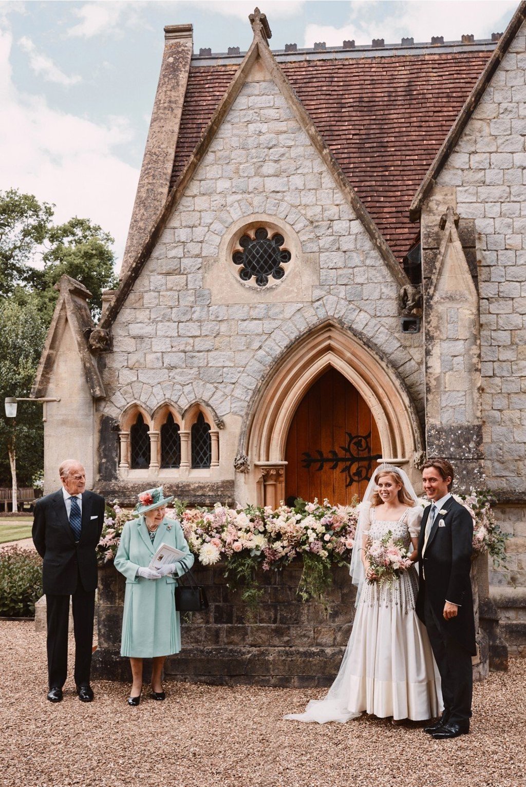 Vintage wedding dresses in demand after Princess Beatrice s 1962 taffeta bridal gown what to look for and look out for South China Morning Post