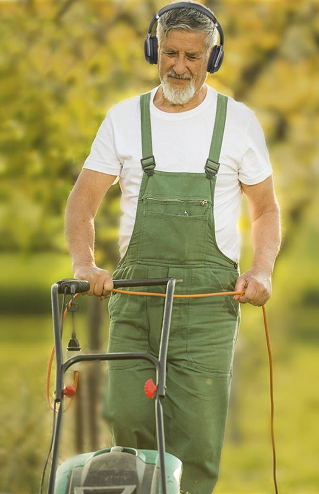 Aria Me headphones have active noise cancelling that can be turned on with a flick of a switch. Aria Me headphones have active noise cancelling that can be turned on with a flick of a switch.