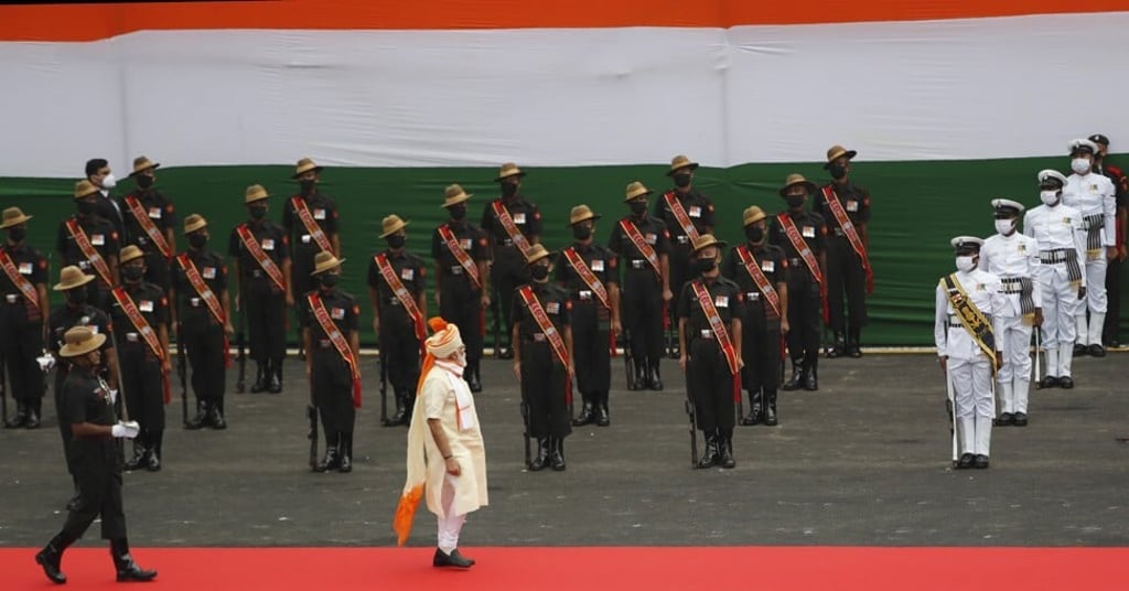 Indian Prime Minister Narendra Modi inspects a joint military guard of honour at the historic Red Fort monument on Independence Day in New Delhi on August 15. New Delhi has in recent years bought a wide array of US-made weapon platforms. Photo: AP Indian Prime Minister Narendra Modi inspects a joint military guard of honour at the historic Red Fort monument on Independence Day in New Delhi on August 15. New Delhi has in recent years bought a wide array of US-made weapon platforms. Photo: AP