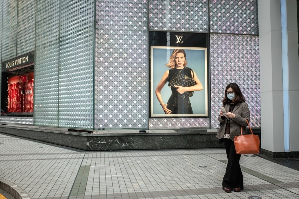 Fashion retailers are seeing profits in Hong Kong plunge in 2020 because of the coronavirus pandemic. Photo: Bloomberg