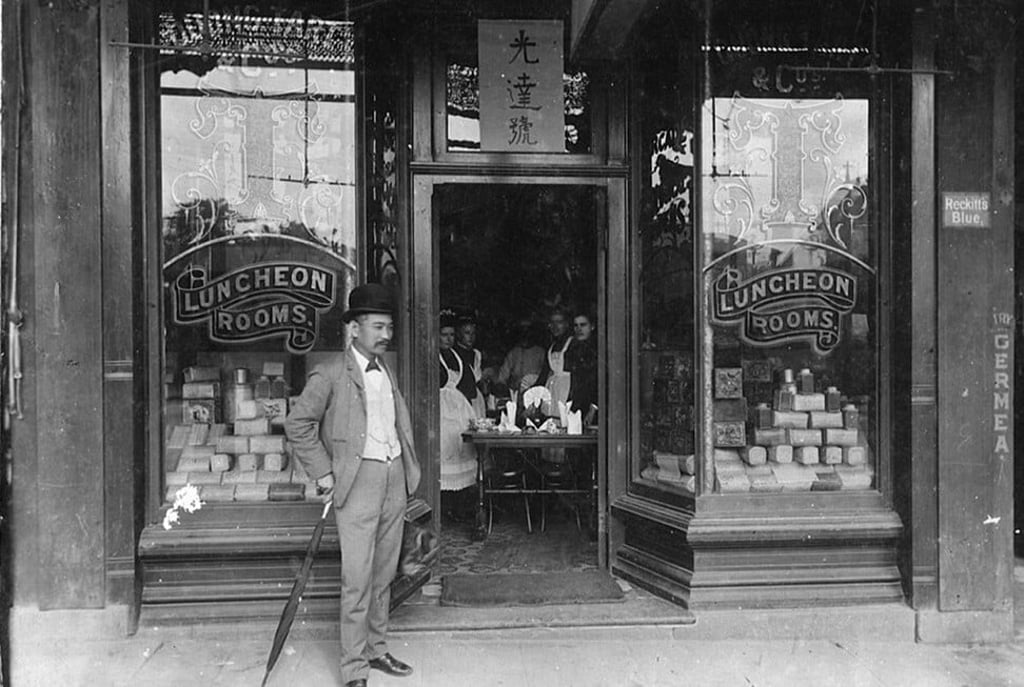 Quong Tart outside his Loong Shan Tea House on King Street in Sydney. Photo: State Library of NSW Quong Tart outside his Loong Shan Tea House on King Street in Sydney. Photo: State Library of NSW