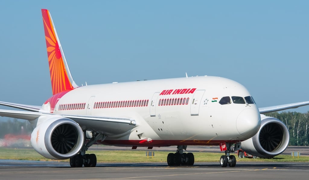 The ‘disproportionate number of passengers’ on recent Air India repatriation flight to Hong Kong suggested a ‘lack of rigour’ when it came to enforcing coronavirus protocols, a local travel operator said. Photo: Shutterstock