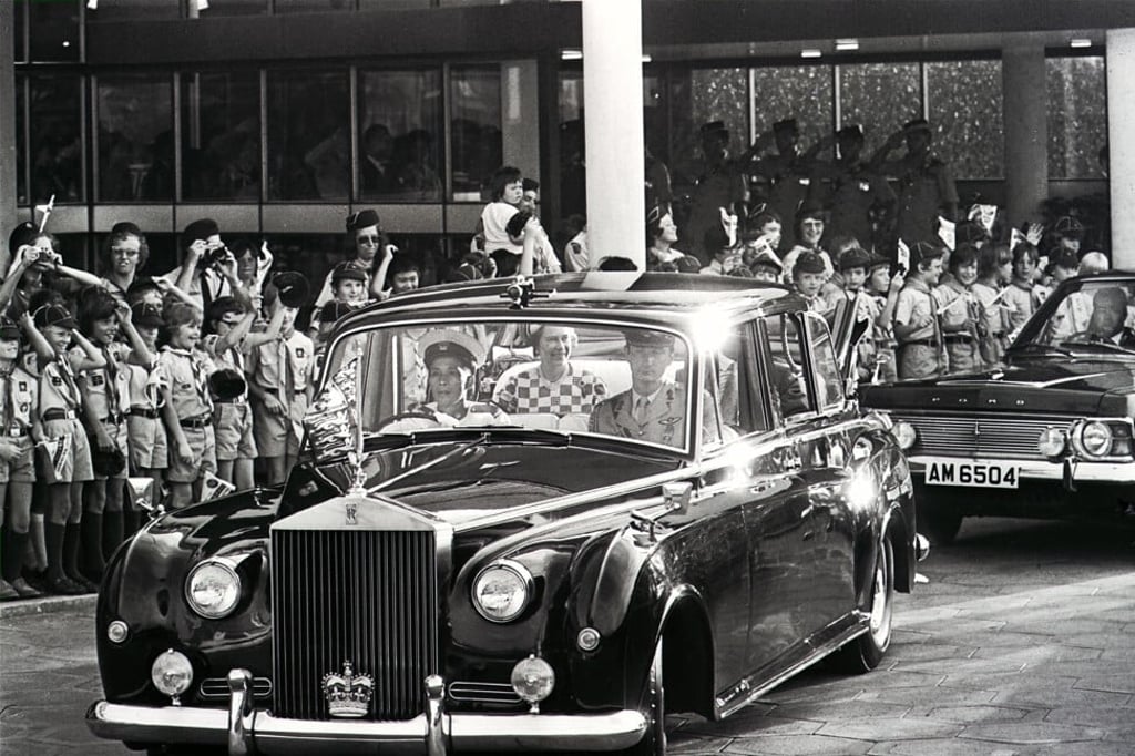 Queen Elizabeth leaving for Government House in a limousine after a welcoming ceremony at City Hall, May 4, 1975. Photo: SCMP