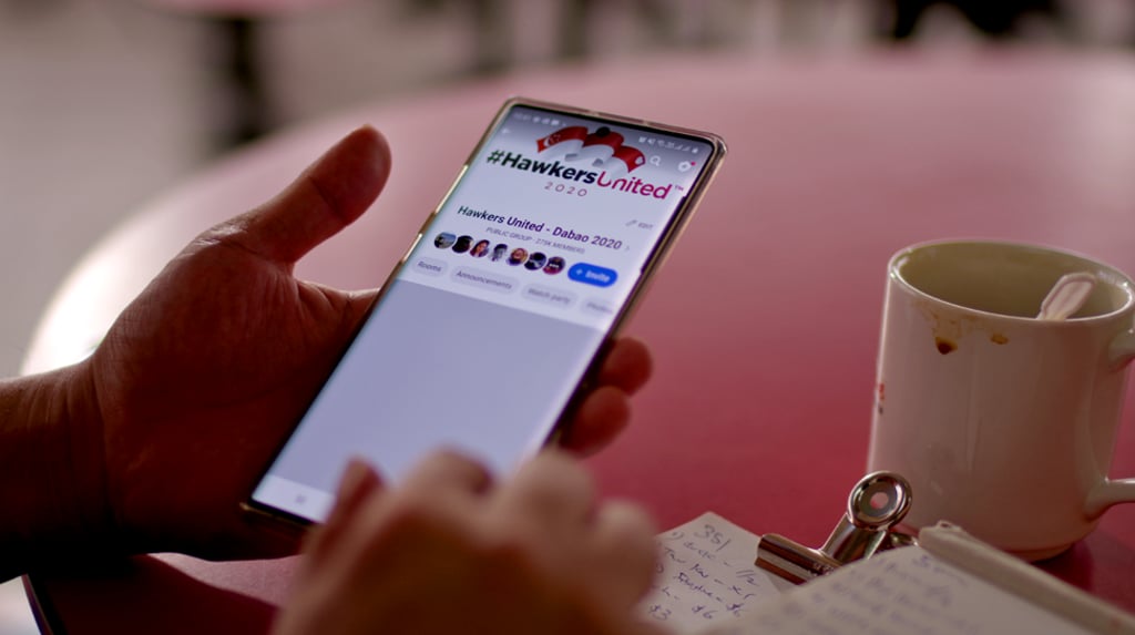 Hawker Melvin Chew set up a Facebook group, Hawkers United Dabao, so that hawkers and restaurant owners in Singapore can keep their businesses going during the Covid-19 crisis. Hawker Melvin Chew set up a Facebook group, Hawkers United Dabao, so that hawkers and restaurant owners in Singapore can keep their businesses going during the Covid-19 crisis.