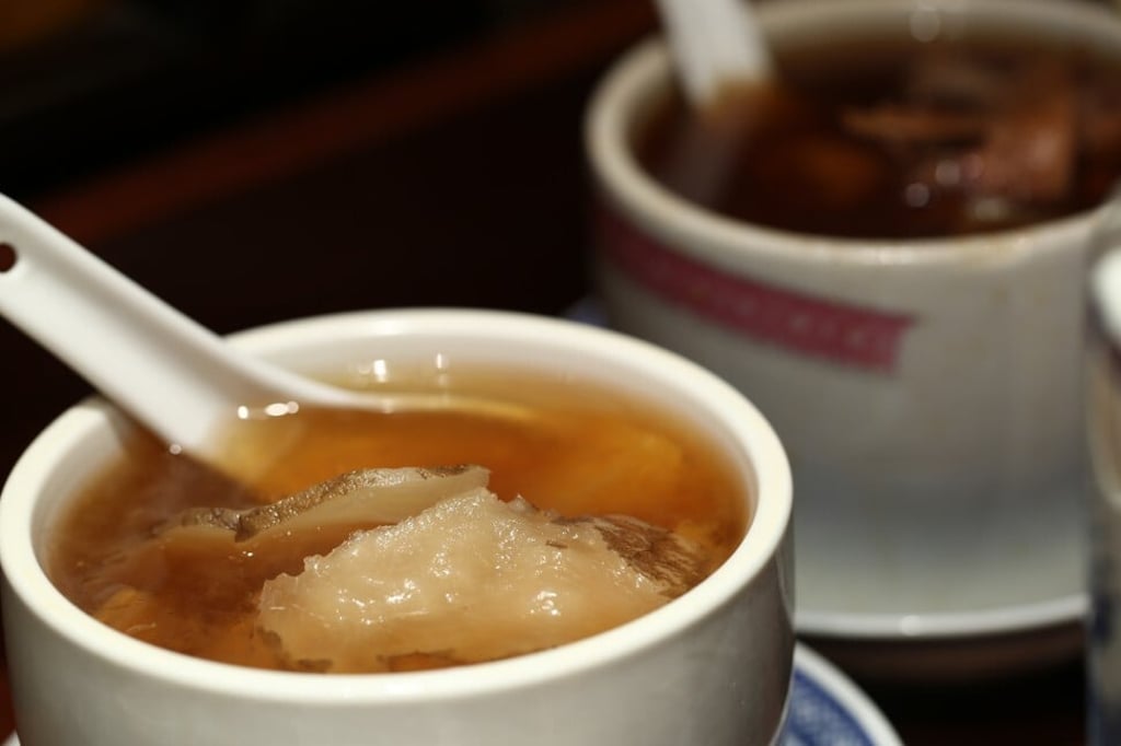 Try Ser Wong Fun for tasty double-boiled soup. Try Ser Wong Fun for tasty double-boiled soup.