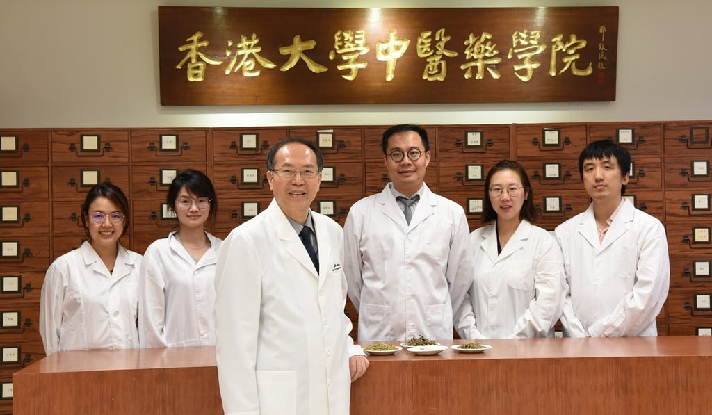 Dr. Feng Yibin (front), acting director of the University of Hong Kong’s School of Chinese Medicine, says traditional Chinese medicine plays an important supplementary role to Western medicine in promoting health care. Photo: HKU Dr. Feng Yibin (front), acting director of the University of Hong Kong’s School of Chinese Medicine, says traditional Chinese medicine plays an important supplementary role to Western medicine in promoting health care. Photo: HKU