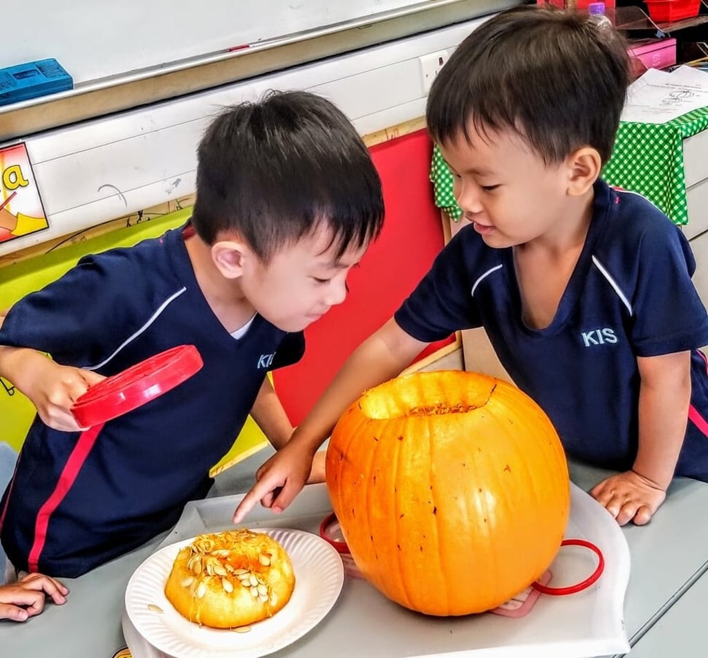 Korean International School’s engaging teaching strategies enable young people to hone their communication skills and form stronger bonds with their peers.