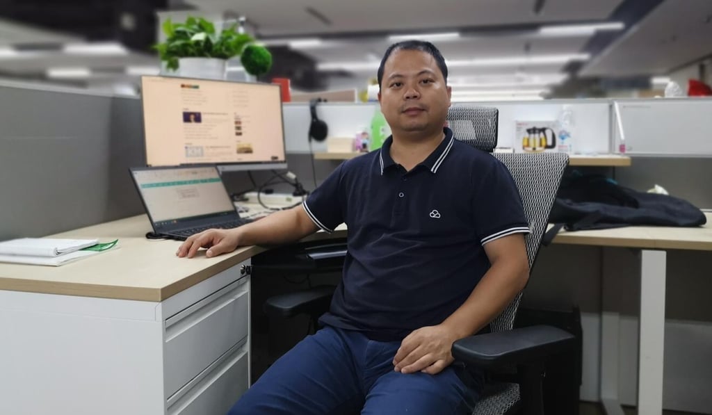 Cloud architect Wen Xingtao left Shenzhen in 2010 when his company, Tencent, set up a subsidiary in Chengdu. Cloud architect Wen Xingtao left Shenzhen in 2010 when his company, Tencent, set up a subsidiary in Chengdu.