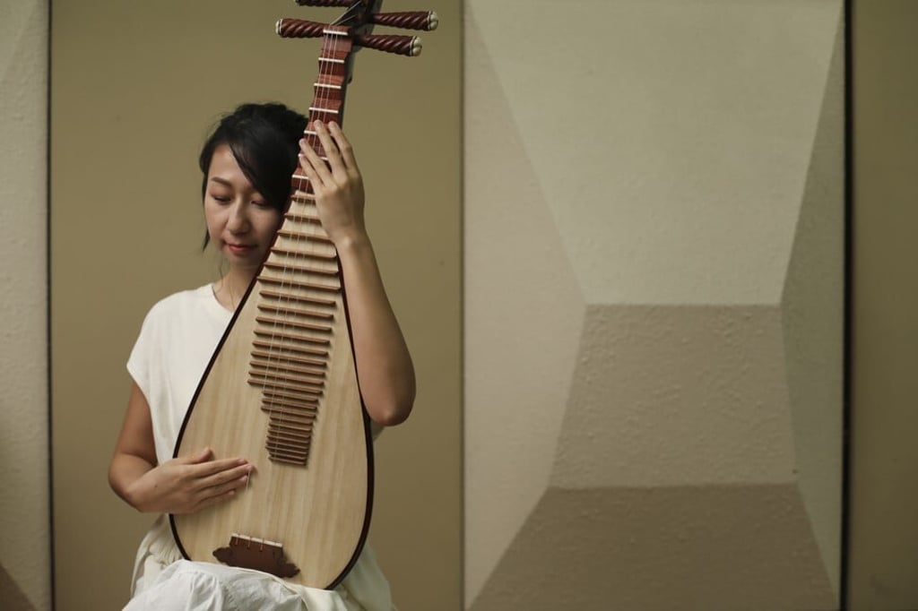 Pipa player Shiu will be performing Chow Jun-yi’s The Neon City with suona player Wu Chun-hei. Photo: Xiaomei Chen
