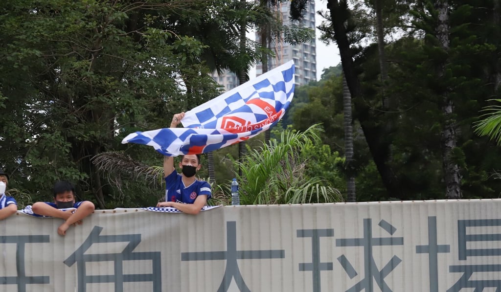 Eastern fans show support for their team even though they were not allowed to attend the match because of the pandemic. Photo: Chan Kin-wa