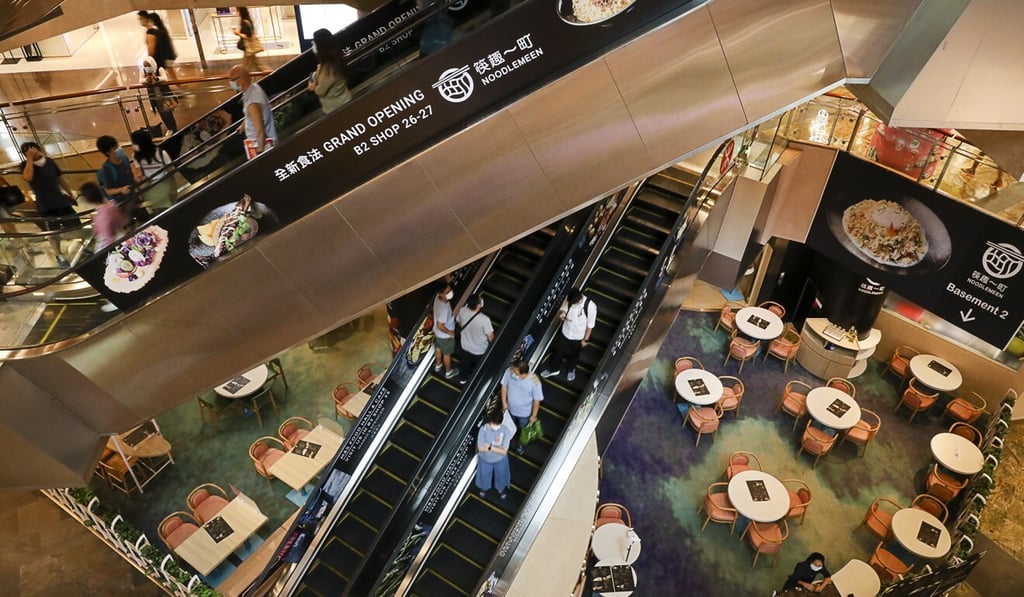 Near-empty restaurants are seen at Langham Place in Mong Kok over the weekend holiday. Photo: K.Y. Cheng Near-empty restaurants are seen at Langham Place in Mong Kok over the weekend holiday. Photo: K.Y. Cheng