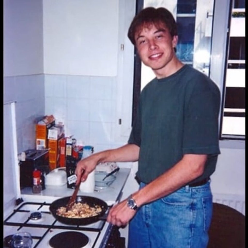 A young Elon Musk. Photo: @elon_musk2020/Instagram
