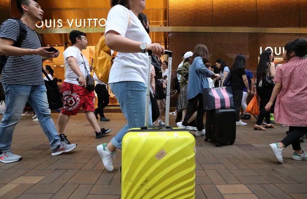 Nearly 80 per cent of Chinese respondents see their luxury spending staying at the same level or increasing. Photo: Felix Wong