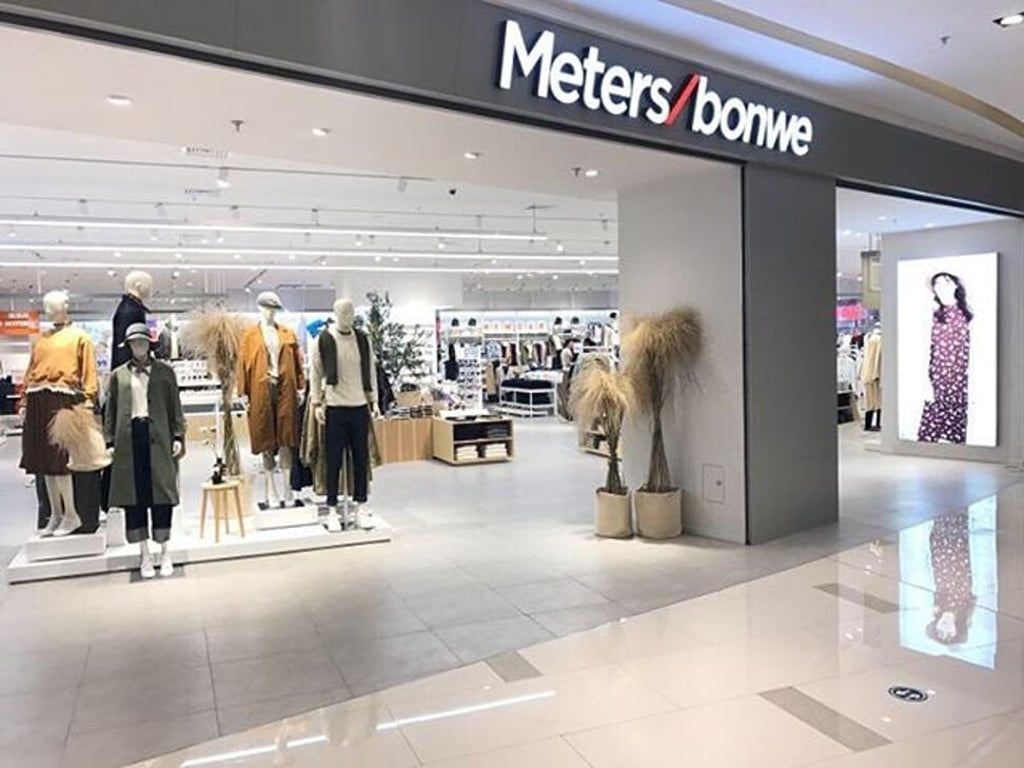 A Meters/bonwe store. Photo: @metersbonweofficial/Instagram