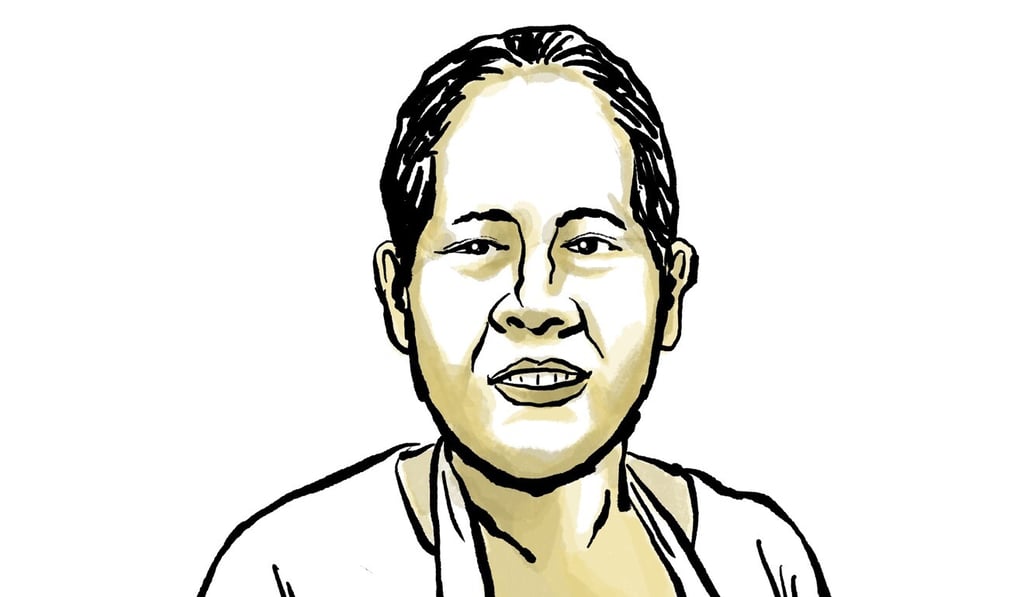 Ibu Suriyah saw a jump in revenue after starting online sales for her food stall in West Jakarta, Indonesia. Illustration: Brian Wang