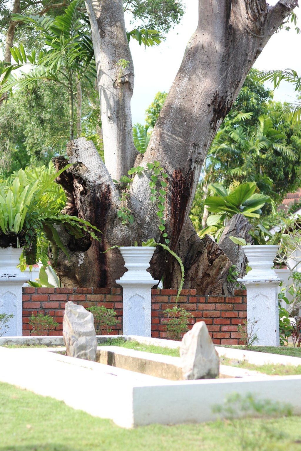 The Mahsuri Tomb is the final resting place of a beauty who, according to legend, cursed Langkawi for seven generations. Photo: Thomas Bird The Mahsuri Tomb is the final resting place of a beauty who, according to legend, cursed Langkawi for seven generations. Photo: Thomas Bird