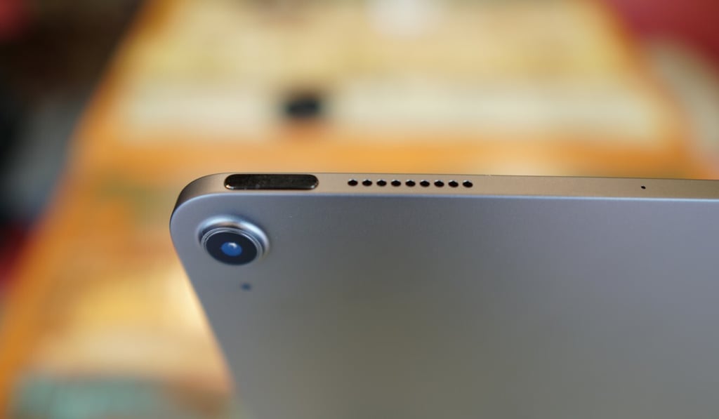 The Apple iPad Air 2020 features a really good 12-megapixel camera. Photo: Ben Sin