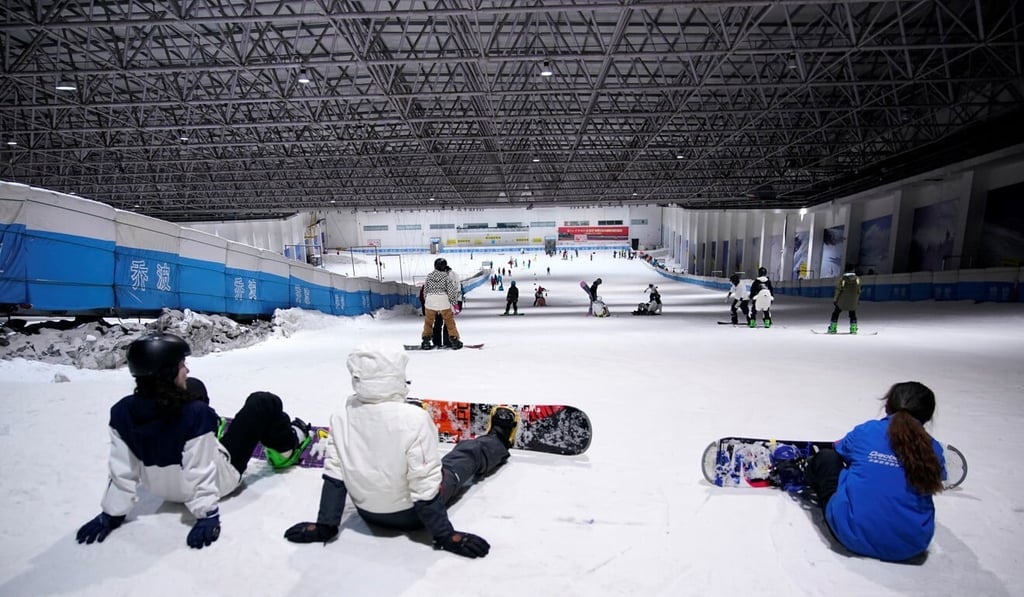 Snowboarders have been returning to indoor ski slopes as the Covid-19 prevention measures have been relaxed. Photo: Reuters Snowboarders have been returning to indoor ski slopes as the Covid-19 prevention measures have been relaxed. Photo: Reuters