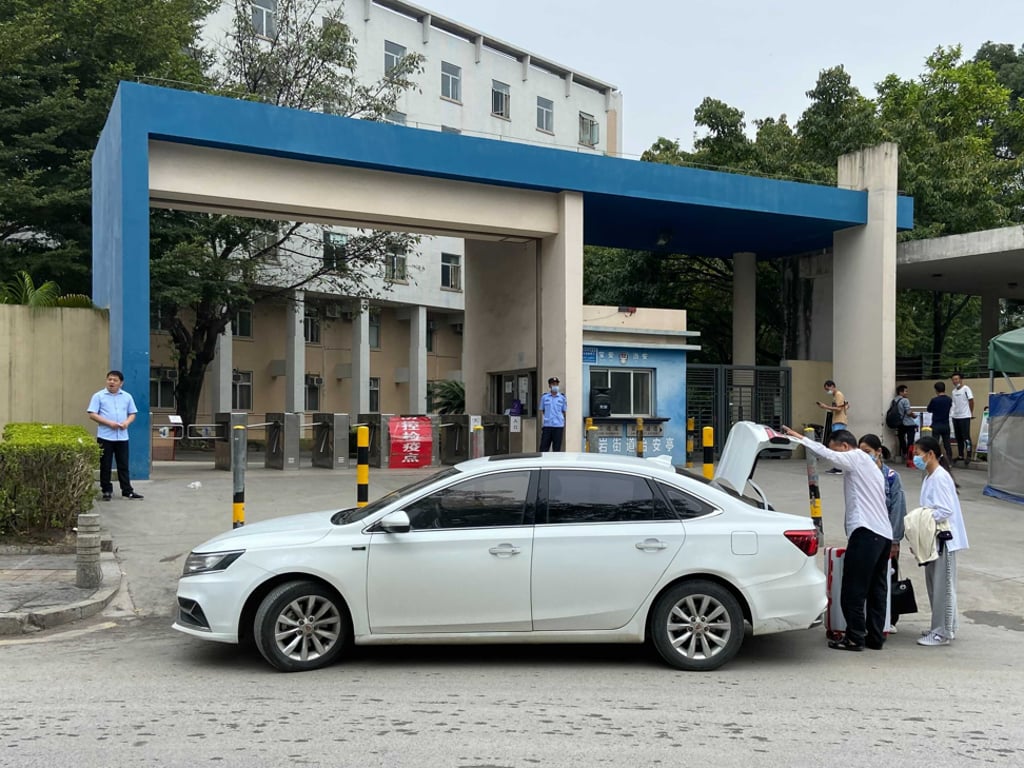 Laid-off workers leave the Stanley Black & Decker Precision Manufacturing factory in Shenzhen last week. Photo: He Huifeng Laid-off workers leave the Stanley Black & Decker Precision Manufacturing factory in Shenzhen last week. Photo: He Huifeng