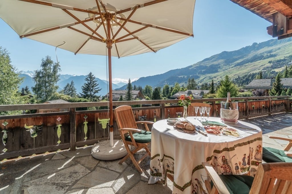 Le Taureau, a seven-bedroom ski-in, ski-out, chalet in Verbier, Switzerland, built in 2003, complete with beautiful mountain views. Photo: Knight Frank