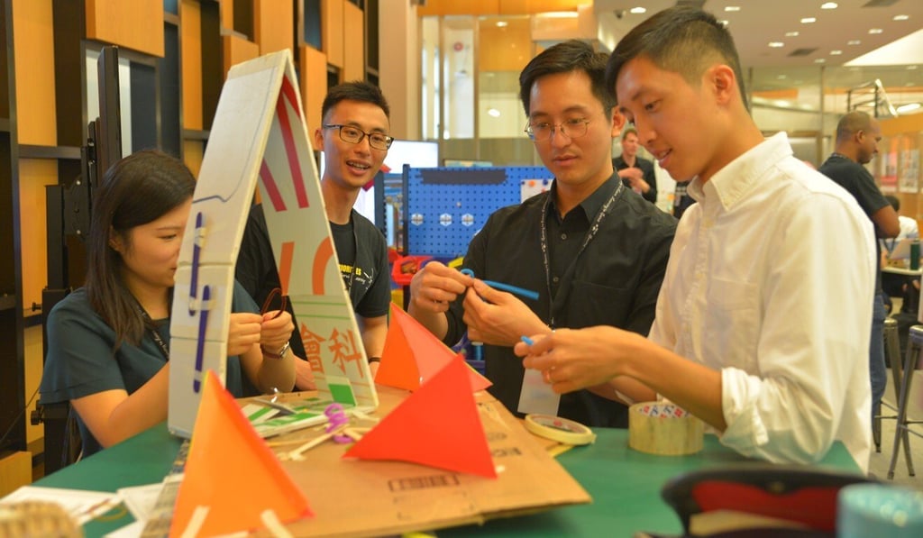 Lingnan University offers its students a broad-based curriculum of general education and interdisciplinary modules, which focus on interactive learning in classes.