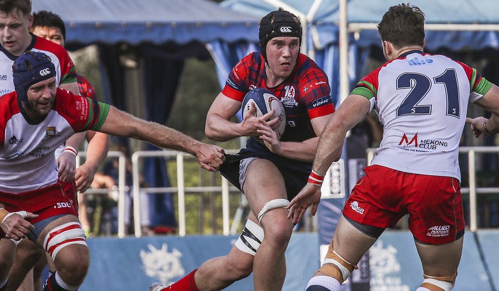 HK Scottish’s Charlie Morgan on the charge against HKU Sandy Bay in round one of the Premiership at King’s Park. Photo: Xiaomei Chen