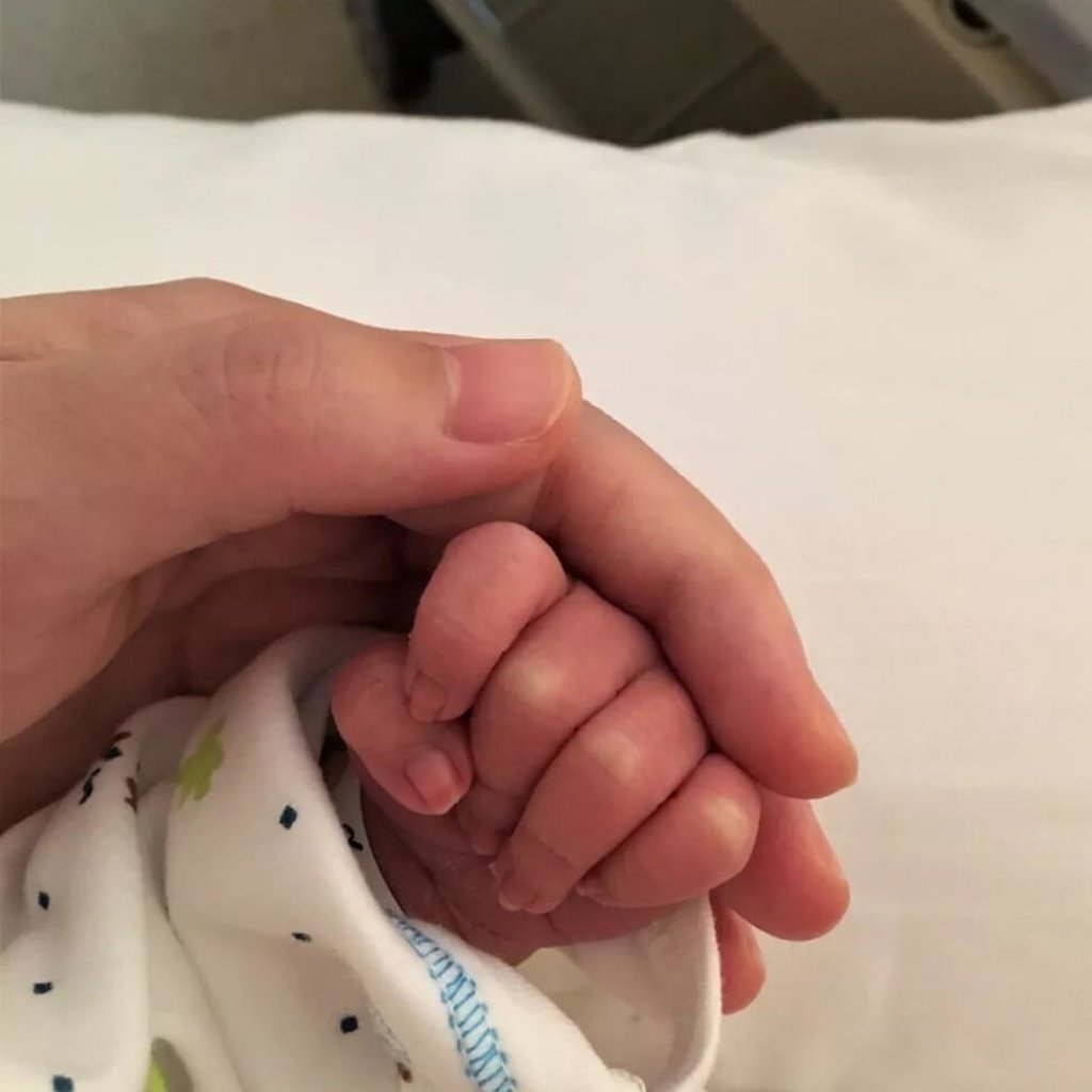 Chris Zou did not marry her son’s father but in 2016 decided to keep her child anyway. Photo: courtesy of Chris Zou Chris Zou did not marry her son’s father but in 2016 decided to keep her child anyway. Photo: courtesy of Chris Zou