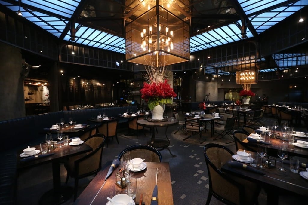The interior of Mott 32 at the Standard Chartered Bank Building in Central. Photo: K.Y. Cheng