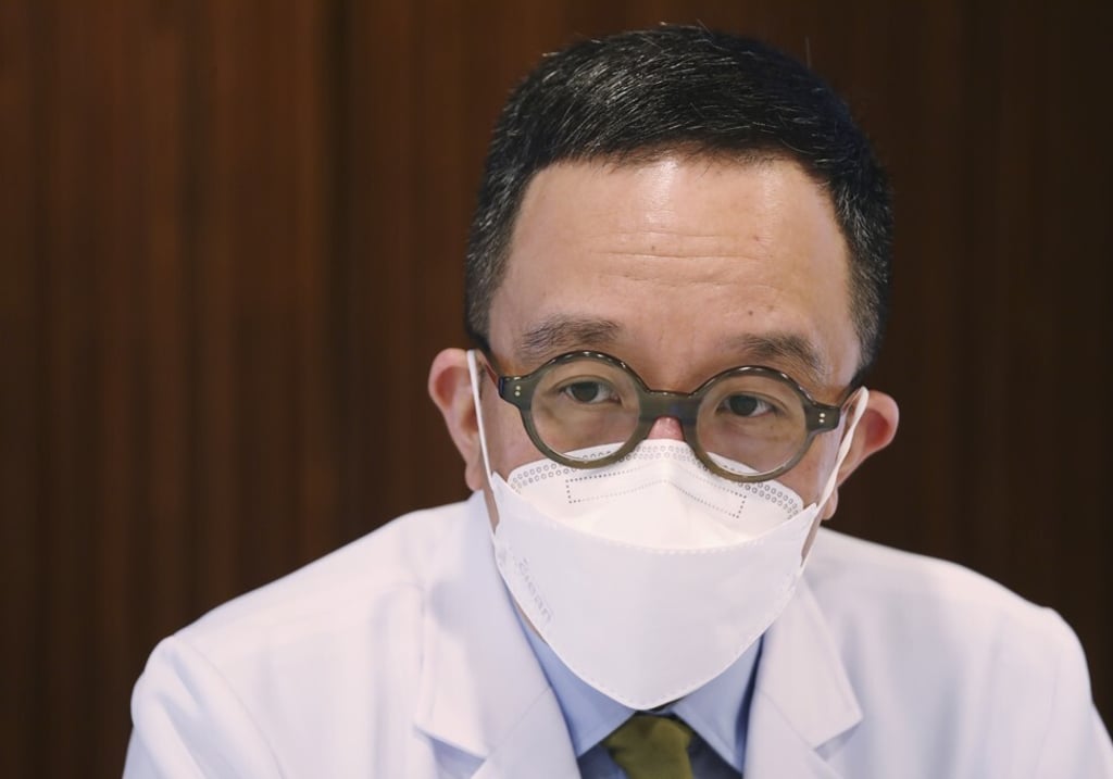 Professor Gabriel Leung says the government must lead by example and allow civil servants to work from home. Photo: Xiaomei Chen