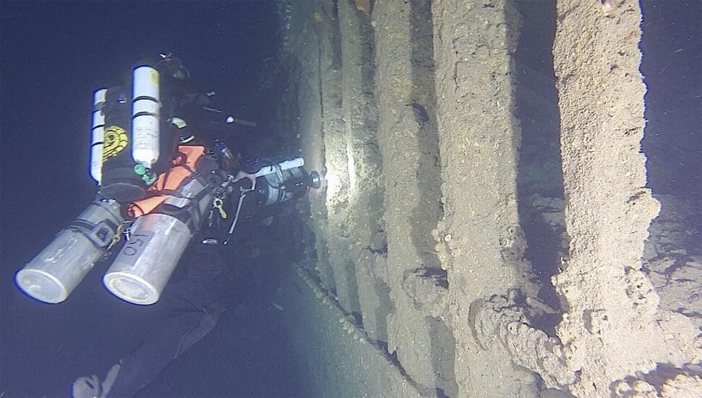 A diver inspects the wreck of the SS Ventnor. Photo: Ventnor Project.
